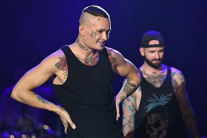 Məşhur reperə QADAĞA: 