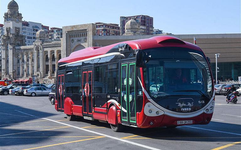 "Manatlıq" taksilərin 