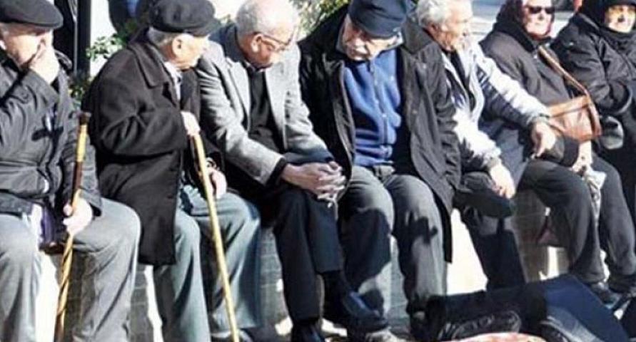 Azərbaycanda əhali sürətlə qocalır, uşaqlar artmır - 