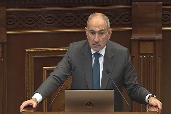 Baş nazir: Ermənistanın xarici borcu silah alışı səbəbindən artıb