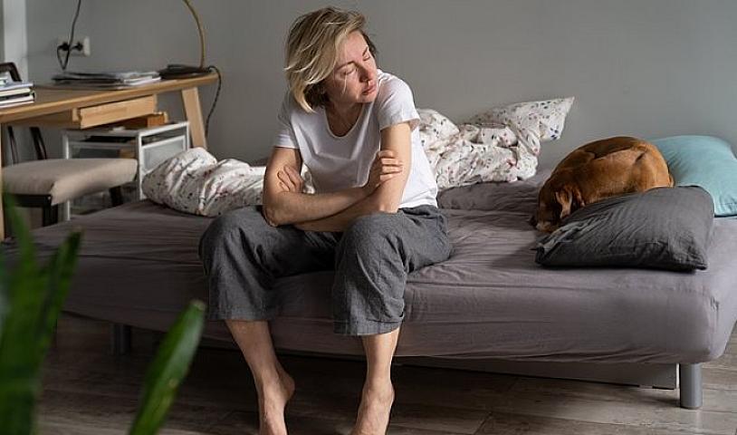 Orta yaş böhranı hansı yaş aralığında olur? 