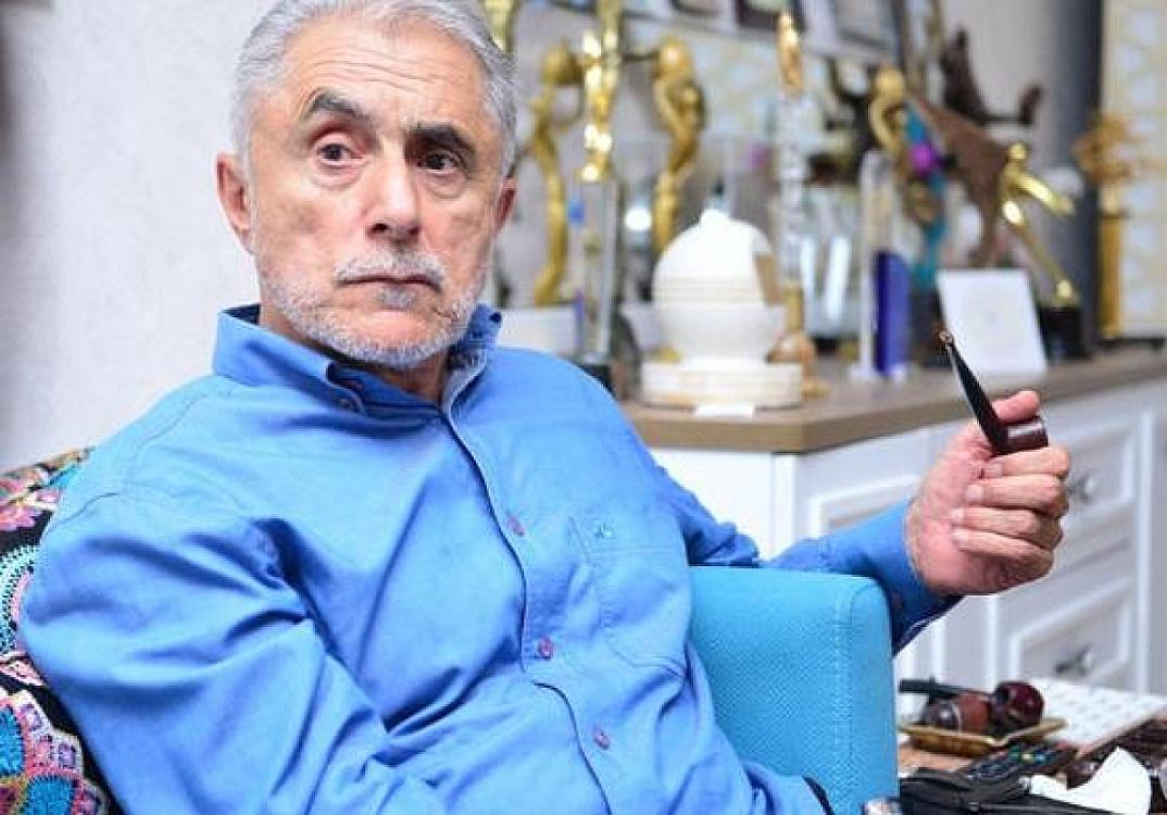 Alim Qasımov protested: