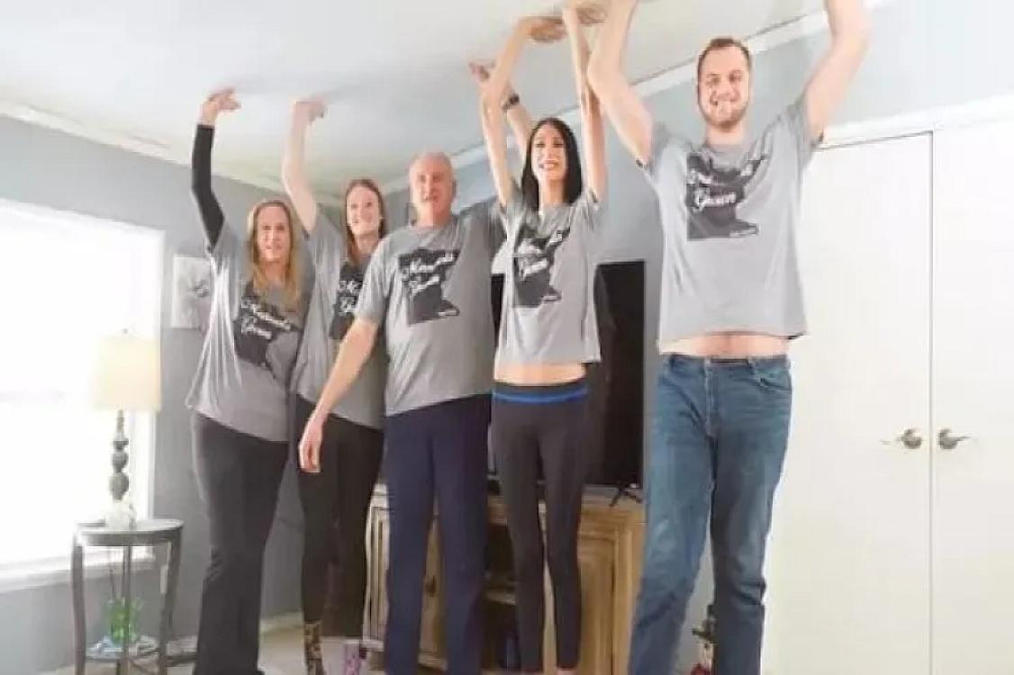 The tallest FAMILY in the world: