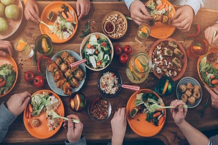 Həkim artıq yeməyin qarşısını almağın 