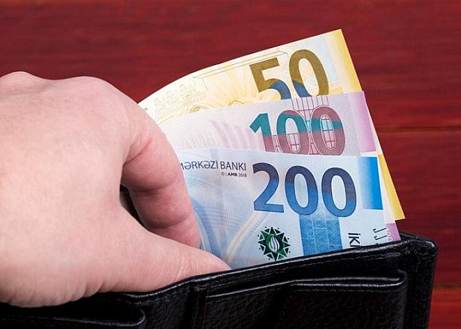 Ötən ay neçə nəfərə 