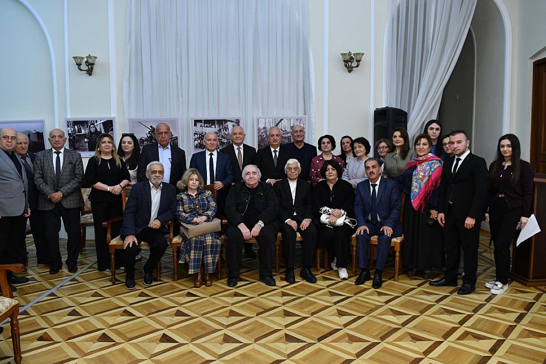 Professor Rafiq Əliyev Milli Azərbaycan Tarixi Muzeyində