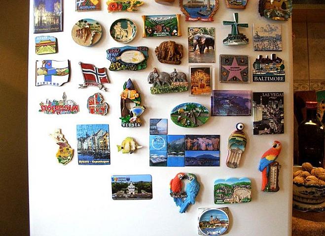 Soyuducunun qapısına maqnit yapışdırmaq 