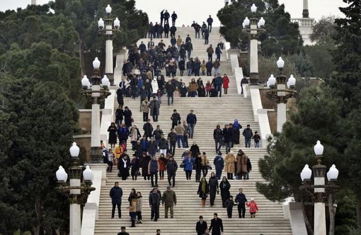 Azerbaijan: the natural increase of the population has decreased 5.6 times