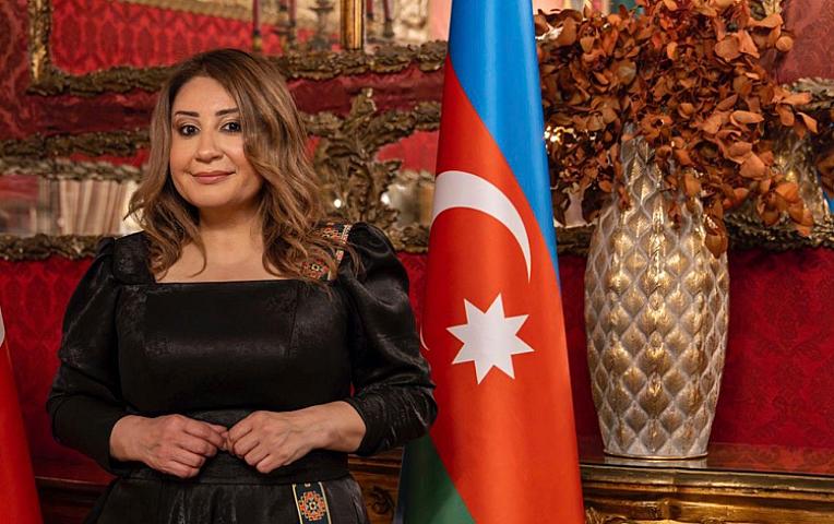 Bakı Milli Geyim Evinin rəhbəri yanğında 