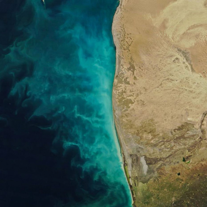 NASA Xəzər dənizində baş verən anomal prosesin görüntüsünü yaydı (FOTO)