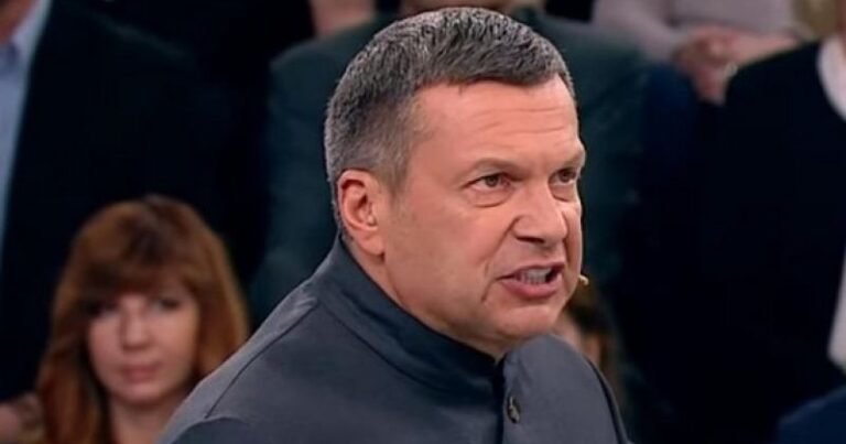 Zelenski Əmin olmadı, Yanukoviç isə Karməl – Kabula dönməyən Kiyevin dirənişi