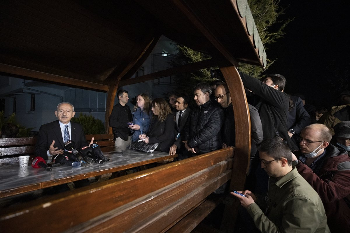 Kılıçdaroğlunun borcu olduğu üçün işığını kəsdilər - FOTO